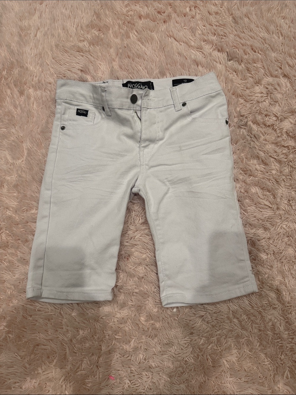 No Boundaries Men's White Knee-Length Denim Shorts
